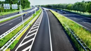 Hollanda'da çevreyi korumak için otoyollarda hız sınırını gündüz saatte 130