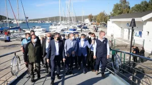 Cumhurbaşkanı Yardımcısı Fuat Oktay ile Tarım ve Orman Bakanı Bekir