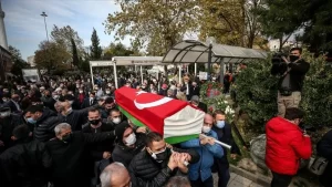 Minderin "altın adamı" olarak hafızalara yer edinen Reşit Karabacak için