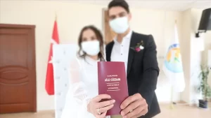 İçişleri Bakanlığı, valiliklere "Nikah Merasimlerinde Uygulanacak Tedbirler" konulu genelge gönderdi.