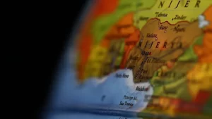 Batı Afrika ülkesi Nijerya'nın Delta eyaletinde bir haftada "gizemli hastalık"tan