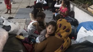 Almanya İçişleri Bakanlığınca hazırlanan raporda, Yunanistan'daki mülteci kamplarının felaket bir