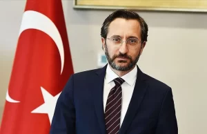 İletişim Başkanı Fahrettin Altun, Yunanistan'da bir gazetede Cumhurbaşkanı Recep Tayyip