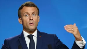 Fransa Cumhurbaşkanı Emmanuel Macron, "Sömürge dönemi sonrası kızgınlıkla ilgili, bazen