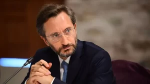 Cumhurbaşkanlığı İletişim Başkanı Fahrettin Altun, Avusturya'nın başkenti Viyana'da gerçekleşen saldırıları