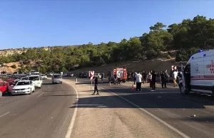 Mersin Valiliği, Mut ilçesinde askerleri taşıyan otobüsün devrilmesi sonucu ilk