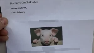 Diyanet İşleri Türk İslam Birliği'ne (DİTİB) bağlı Muradiye Camisi'ne mektupta,
