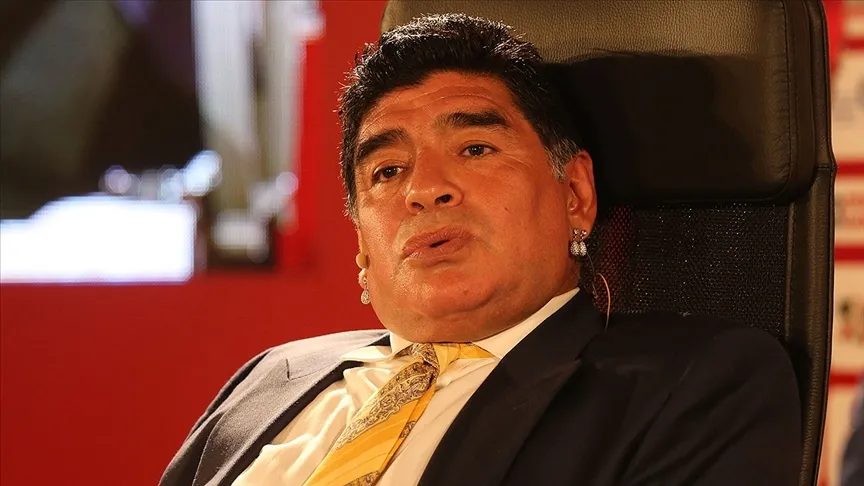 Arjantin, iki hafta önce vefat eden dünyaca ünlü yıldız futbolcusu
