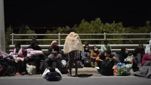 Yunanistan’ın Midilli Adası'nda bulunan Moria sığınmacı kampında çıkan yangın sonrasında