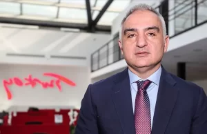 Bakan Ersoy: Tatil keyfiniz Türkiye'de güvende