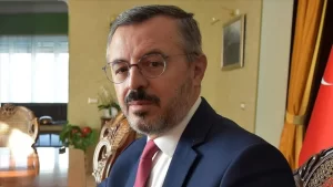 Dinler tarihi alanındaki uzmanlığıyla da bilinen Türkiye’nin Vatikan Büyükelçisi Lütfullah