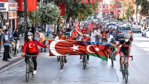 Malatya Kent Konseyi Bisiklet Çalışma Grubu üyeleri, "İki devlet tek