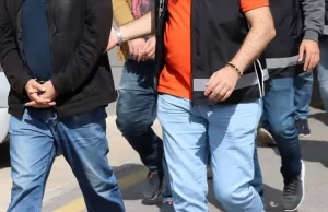 Edirne'de FETÖ şüphelisi 2'si eski komiser 3 kişi yasa dışı