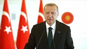 Cumhurbaşkanı Erdoğan, "Yunanistan'ın yaptıklarına bakın. Adaların etrafında kor zodyaklarla dolaşıp