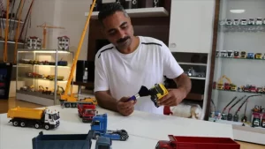 Bolu'da küçük yaşlardan beri araba merakı olan Okan Kayışoğlu, 320