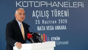 Kültür ve Turizm Bakanı Mehmet Nuri Ersoy, Türkiye'nin ilk 3