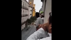 İspanya'nın Madrid, Granada, Ceuta gibi farklı kentlerindeki Müslüman cemiyetlerden yapılan