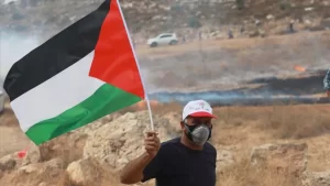 Yerel kaynaklardan alınan bilgiye göre, bir grup Yahudi yerleşimci, Ramallah