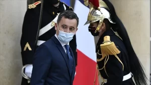 Fransa İçişleri Bakanı Gerald Darmanin, izlenmesini talep ettiği 18 ibadet