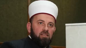 Karadağ İslam Birliği (Diyanet İşleri) Başkanı Rifat Fejzic, yaptığı açıklamada,