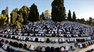 Yeni tip koronavirüs (Kovid-19) salgınıyla mücadele kapsamında alınan önlemlerin gölgesinde