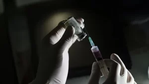Dünyada yeni tip koronavirüse (Kovid-19) karşı bağışıklık sağlamayı amaçlayan aşı