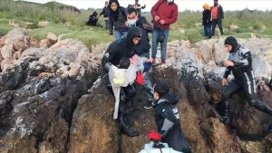 İzmir'in Çeşme ilçesinde, Yunan sahil güvenlik unsurları tarafından Türk kara