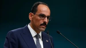Cumhurbaşkanlığı Sözcüsü İbrahim Kalın, Twitter'dan yaptığı paylaşımda, "Viyana'da yapılan terör