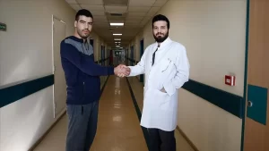 Akdeniz Üniversitesi Hastanesinde çift kol nakli ameliyatı yapılan Yusuf Oğuz