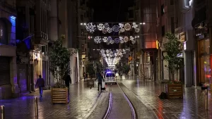 Koronavirüsle mücadele kapsamında 1 Şubat Pazartesi saat 05.00'te sona erecek