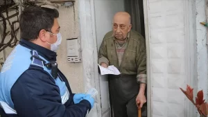 Ordu'da, yeni tip koronavirüsle (Kovid-19) mücadele kapsamında ikametinden çıkması kısıtlanan