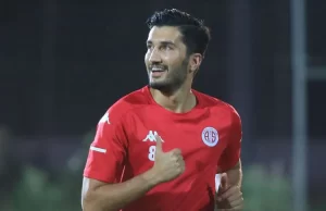 Fraport TAV Antalyaspor'un tecrübeli orta saha oyuncusu Nuri Şahin, kariyerinin