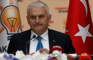 Binali Yıldırım, eşi Semiha Yıldırım ile vücut kırgınlığı şikayetiyle hastaneye