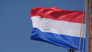 Denk Partisi Milletvekili Tunahan Kuzu, sosyal medya hesabından, Rotterdam'da bulunan