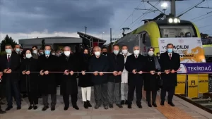 TBMM Başkanı Mustafa Şentop, Tekirdağ Medlog İstasyonu'ndan uğurladığı ihracat treninin