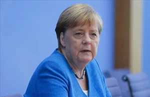 Almanya Başbakanı Angela Merkel, Dağlık Karabağ'da taraflara çatışmaların durdurulması çağrısı