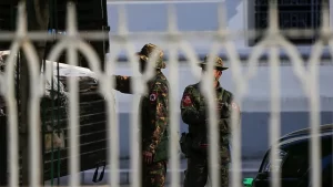 Myanmar'da ordunun yönetime el koyması ve sivil hükümet yetkililerinin tutuklaması