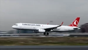 Türk Hava Yolları (THY) 6,8 büyüklüğünde depremin meydana geldiği Elazığ'a