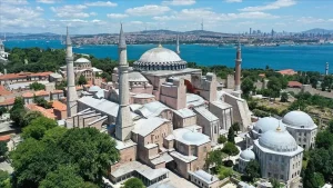 Ayasofya Camisi'nin yeniden ibadete açılacak olması başta Balkanlar olmak üzere