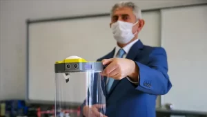 Necla-Tevfik Karadavut Mesleki ve Teknik Anadolu Lisesindeki elektrik-elektronik ve bilişim