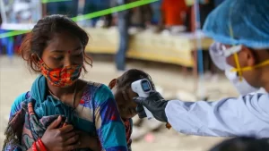 Nepal'de yeni tip koronavirüs (Kovid-19) nedeniyle 4 aydır uygulanan sokağa