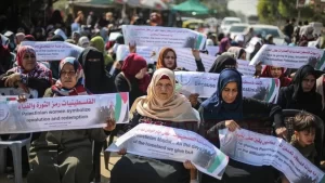 Filistinli kadınlar, İsrail'in 2006'dan beri Gazze Şeridi'ne uyguladığı ablukayı protesto