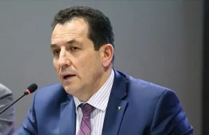 Bosna Hersek Güvenlik Bakanı Selmo Cikotic'in yeni tip koronavirüs (Kovid-19)