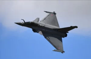 Yunanistan Başbakanı Kiryakos Miçotakis, Fransa'dan 18 Rafale tipi savaş uçağı