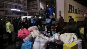 Trabzon ve Ordu Büyükşehir belediyeleri ile Giresun Belediyesi, Elazığ'da yaşanan