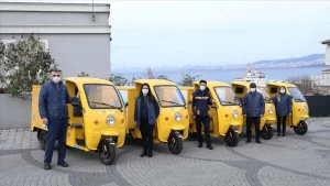 PTT'nin çevre dostu elektrikli araçları Büyükada, Heybeliada, Burgazada ve Kınalıada'da