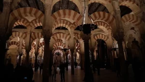 Endülüs Emevileri döneminden kalan ve halihazırda farklı amaçlarla kullanılan İspanya'daki