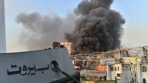 Lübnan'daki Beyrut Limanı yakınlarında büyük bir patlama meydana geldi. Lübnan