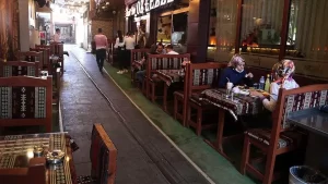 İçişleri Bakanlığından yapılan açıklamaya göre, 81 il valiliğine lokanta, restoran,