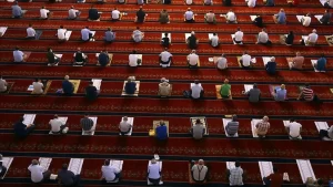 Diyanet İşleri Başkanlığınca hazırlanan cuma hutbesinde, "Din istismarı karşısında her